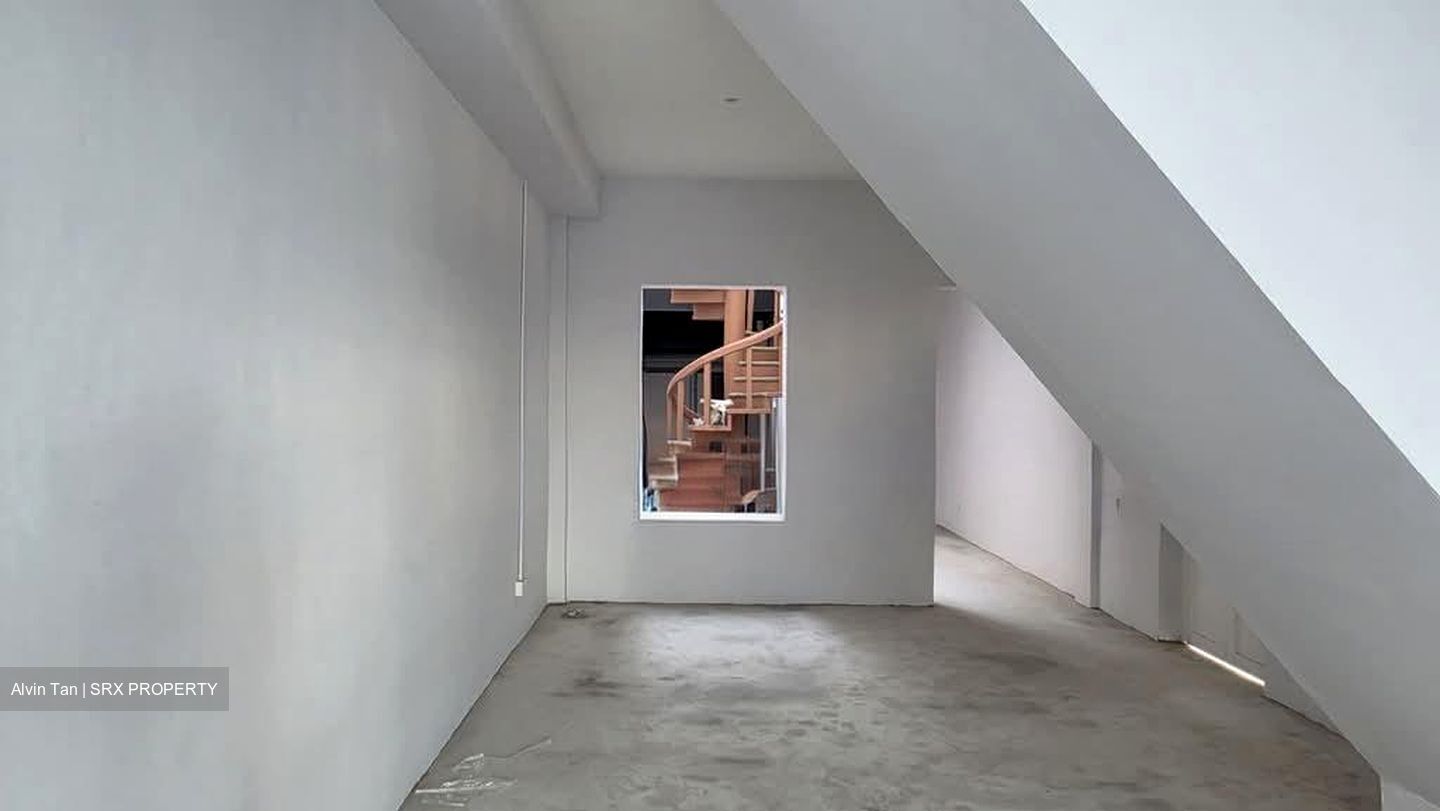 East Coast Road (D15), Shop House #600122451